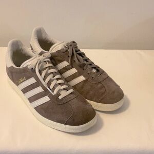 ADIDAS GAZELLE TAUPE SZ 7.5